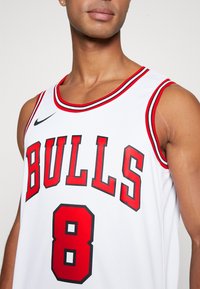 Nike Performance DEMAR DEROZAN CHICAGO BULLS - NBA dres - white