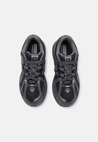 New Balance 1906 UNISEX czarny