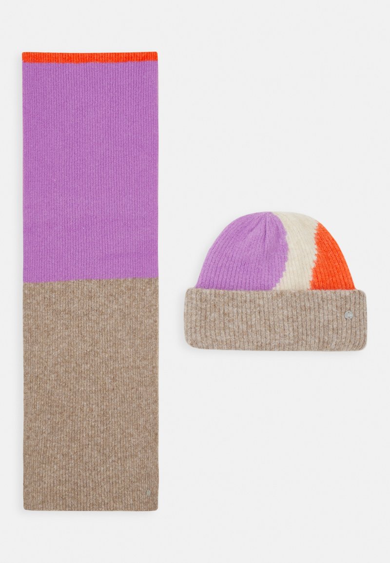 Esprit XMAS SET - Pletena kapa - beige