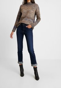 edc by Esprit Sweter