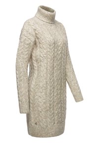 Abito maglione a trecce di colore beige chiaro, con colletto alto, maniche lunghe e polsini e orlo a costine, dotato di un dettaglio con logo nella parte inferiore.