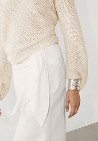 Massimo Dutti Broek - white