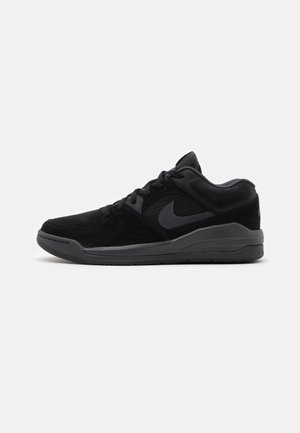 Jordan, Baskets basses - black