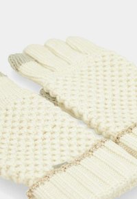 Guanti lavorati a maglia di colore crema con un motivo testurizzato, design a cinque dita e polsino a coste con un sottile dettaglio metallico.