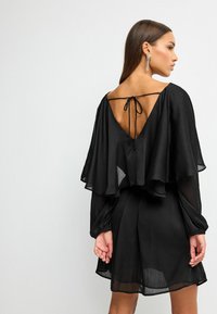 Next REGULAR FIT - Denní šaty - black textured