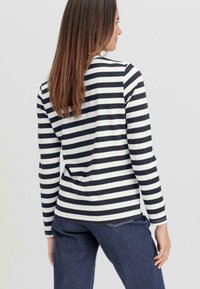 hessnatur Longsleeve - marine