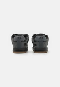 Globe TILT - Zapatillas skate - storm grey/black