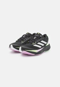 adidas Performance ADIZERO - Zapatillas running asfalto - core black/zero metallic/green spark