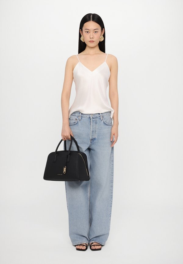 ASHTON ZIP SATCHEL - Handtasche