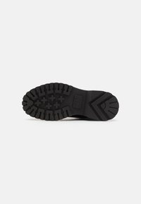 Tommy Jeans LACE UP MID BOOT SMOOTH - Botines con cordones - black