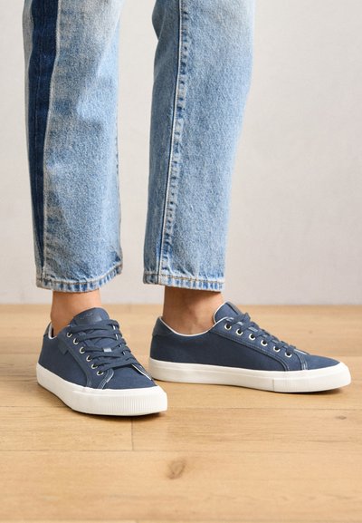EMMELENY - Baskets basses - navy