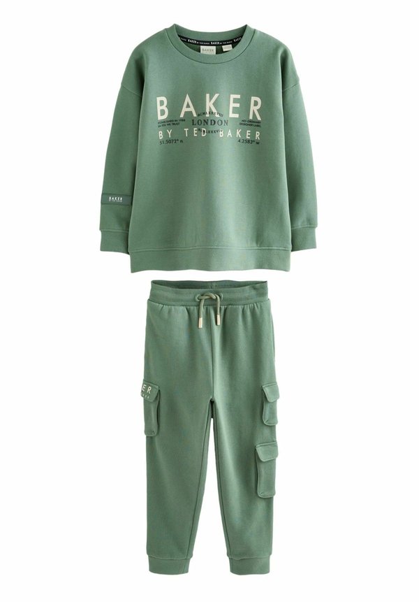 REGULAR FIT - GRAPHIC JOGGERS SET - Sweatshirt