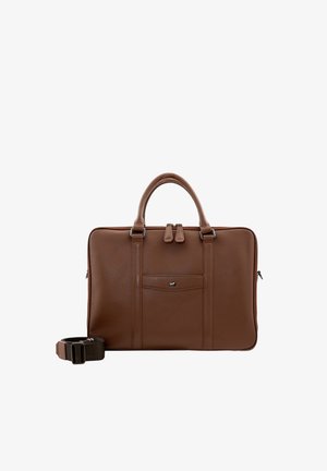 Porta documenti in pelle marrone con superficie testurizzata, due manici superiori, chiusura zip, tasca frontale e tracolla rimovibile.