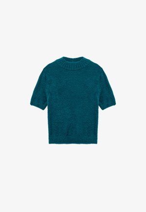 Turkusowy sweter z krótkim rękawem, wykonany z fakturowanej, puszystej tkaniny oraz z prążkowanym kołnierzykiem. Prosty dół bez widocznych wzorów lub akcentów.