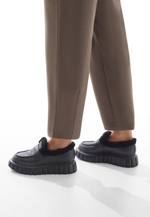 Slipper - schwarz-