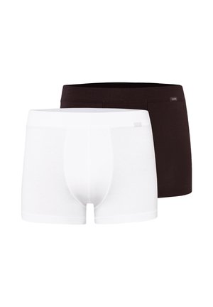 Twee heren boxershorts, een witte vooraan en een zwarte achteraan, beide met een merklogo op de tailleband.