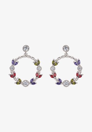 Orecchini a cerchio in tonalità argento con motivo floreale, caratterizzati da gemme colorate multiple (rosse, verdi, viola) e cristalli rotondi scintillanti, con un design a dettagli attorcigliati.