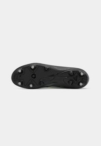 Schwarze Fußballschuhsohle mit sechs Noppen, strukturiertem Oberflächen und markantem, angularen Design; verfügt über einen reflektierenden grünen Akzent.