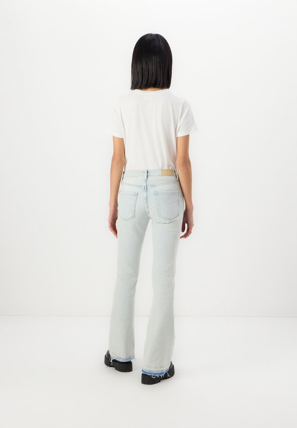 BOOTCUT TAILORLESS - Bootcut jeans - maui2
