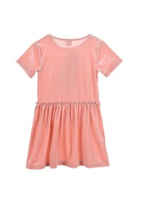 Abito in velluto rosa con maniche corte, caratterizzato da una vita arricciata e una gonna svasata. Texture liscia e scollatura rotonda semplice.