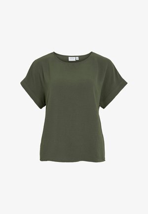 Olivno zelena bluzica s kratkimi rokavi, ohlapnega kroja, okroglim izrezom in mehko, teksturirano tkanino. Oznaka vidna na izrezu.