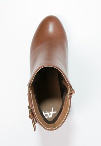 Anna Field Botins de salto alto - cognac