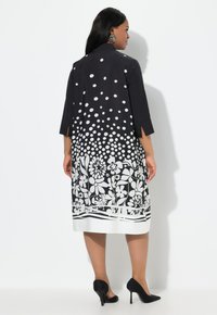 Ulla Popken FLOWER  3/4 SLEEVE - Denní šaty - black