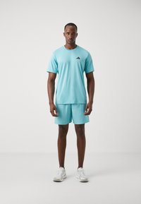 adidas Performance STRETCH - T-skjorte til trening - mint ton/black