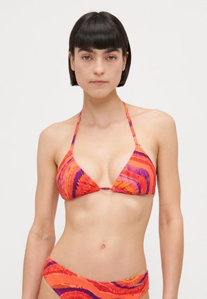 Bruno Banani TRIANGEL KIRA - Bikini top - red/plum