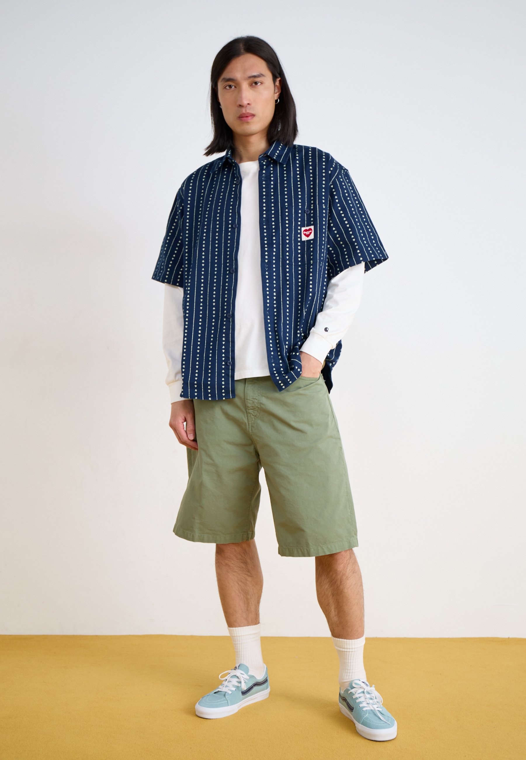 Carhartt WIP　SHORT-SLEEVE DREWE SHIRTS Carhartt WIP Short Sleeve Drewe Shirt in Black | EQVVS Menswear