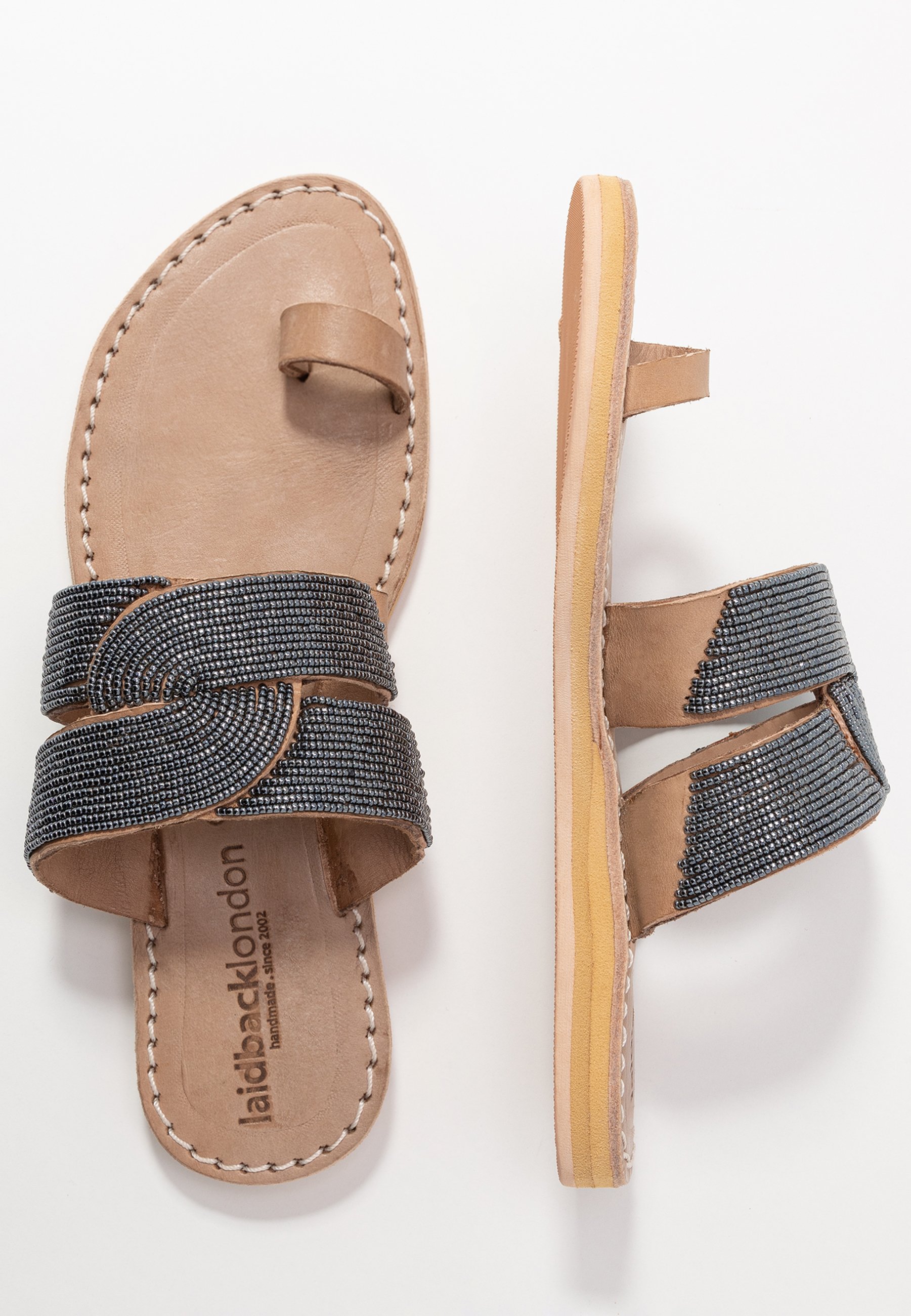 laidbacklondon LAITH FLAT - Flip Flops - tan/metal silver/grey laidbacklondon LAITH FLAT - Flip Flops - tan/metal silver/grey