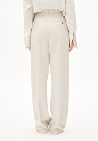 ARMEDANGELS JUMAA STRAIGHT  - Broek - linen