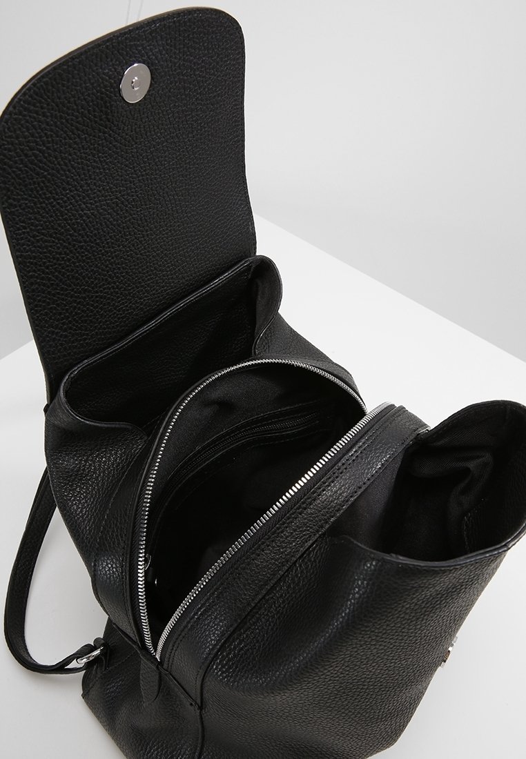 Abro Rucksack - black - (Pre-owned) - Zalando.ie Abro Rucksack - black - (Pre-owned) - Zalando.ie
