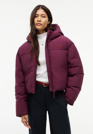 Tommy Jeans, HOODED FLAG PUFFER - Χειμωνιάτικο μπουφάν - calypso berry