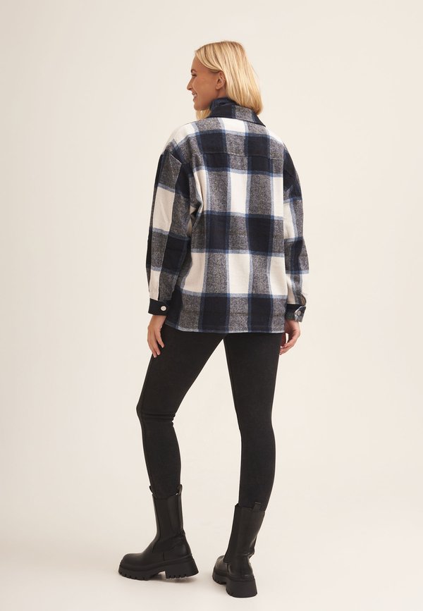 CHECK POCKET DETAIL - Summer jacket2