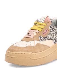 MJUS Matalavartiset tennarit - brown