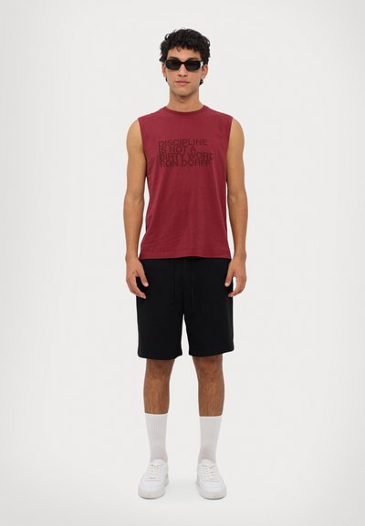 Ron Dorff Top - burnt red