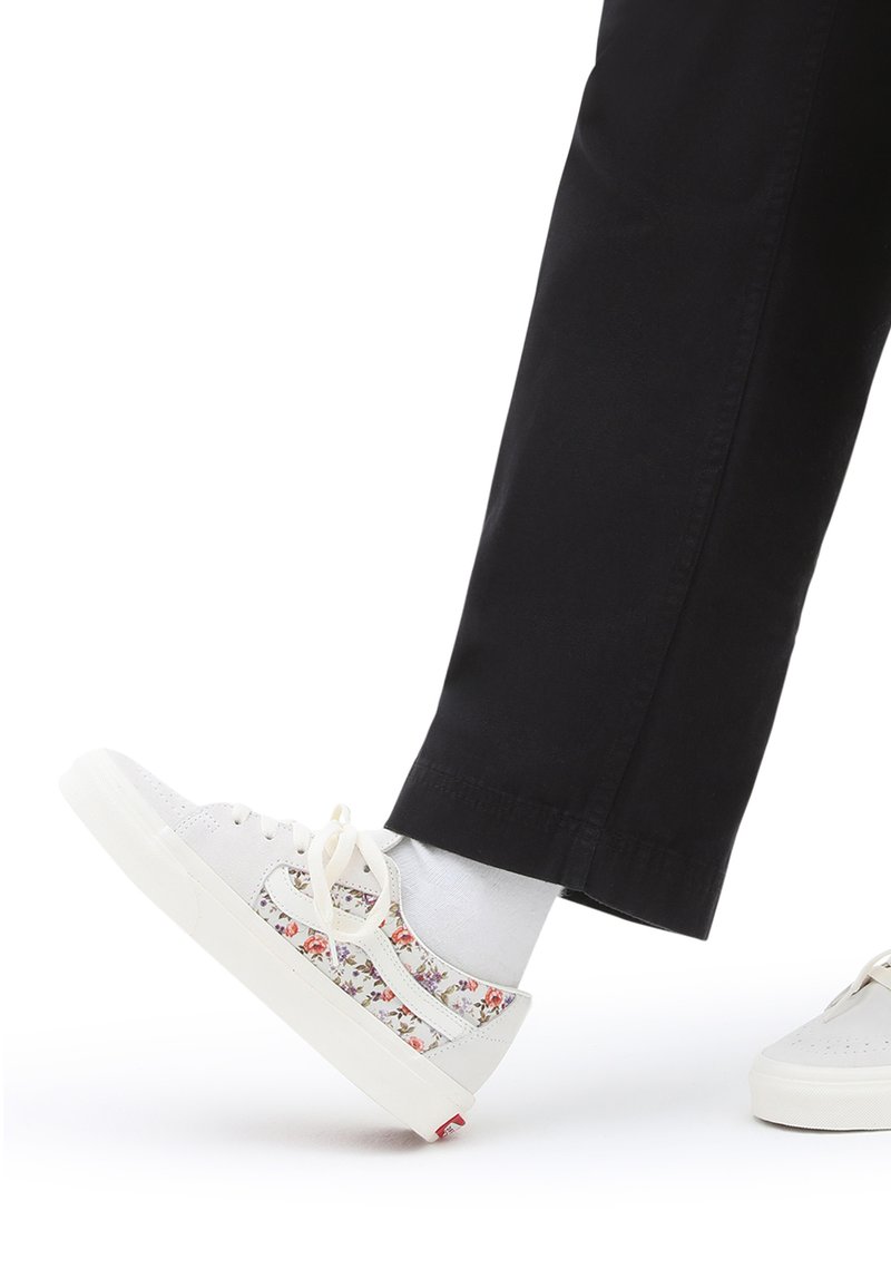 Vans UA SK8-LOW - Sneakers basse - white