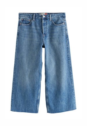 Blauwe cropt denim spijkerbroek met wijde pijpen, voor- en achterzakken, riemlussen en knoopsluiting in de taille.