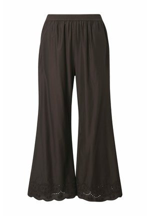 Czarne spodnie o szerokich nogawkach z elastyczną talią i marszczonym brzegiem z okrągłymi, haftowanymi wzorami wycięć.