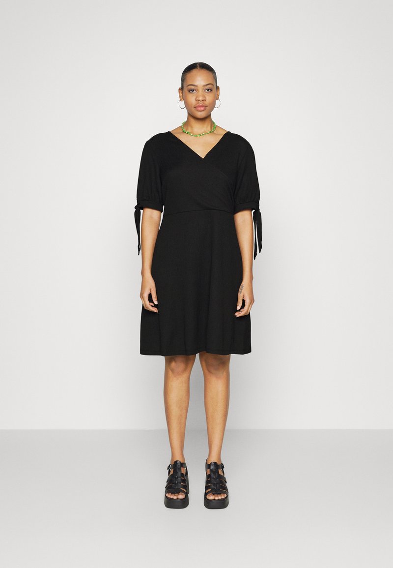 Anna Field Curvy Day dress black Zalando.ie