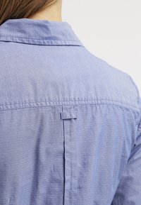 OPUS Blus - light blue