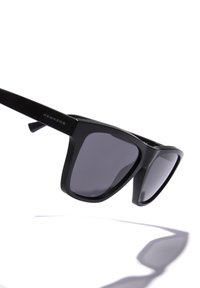 Hawkers ONE LS RAW POLARIZED - Päikeseprillid - black