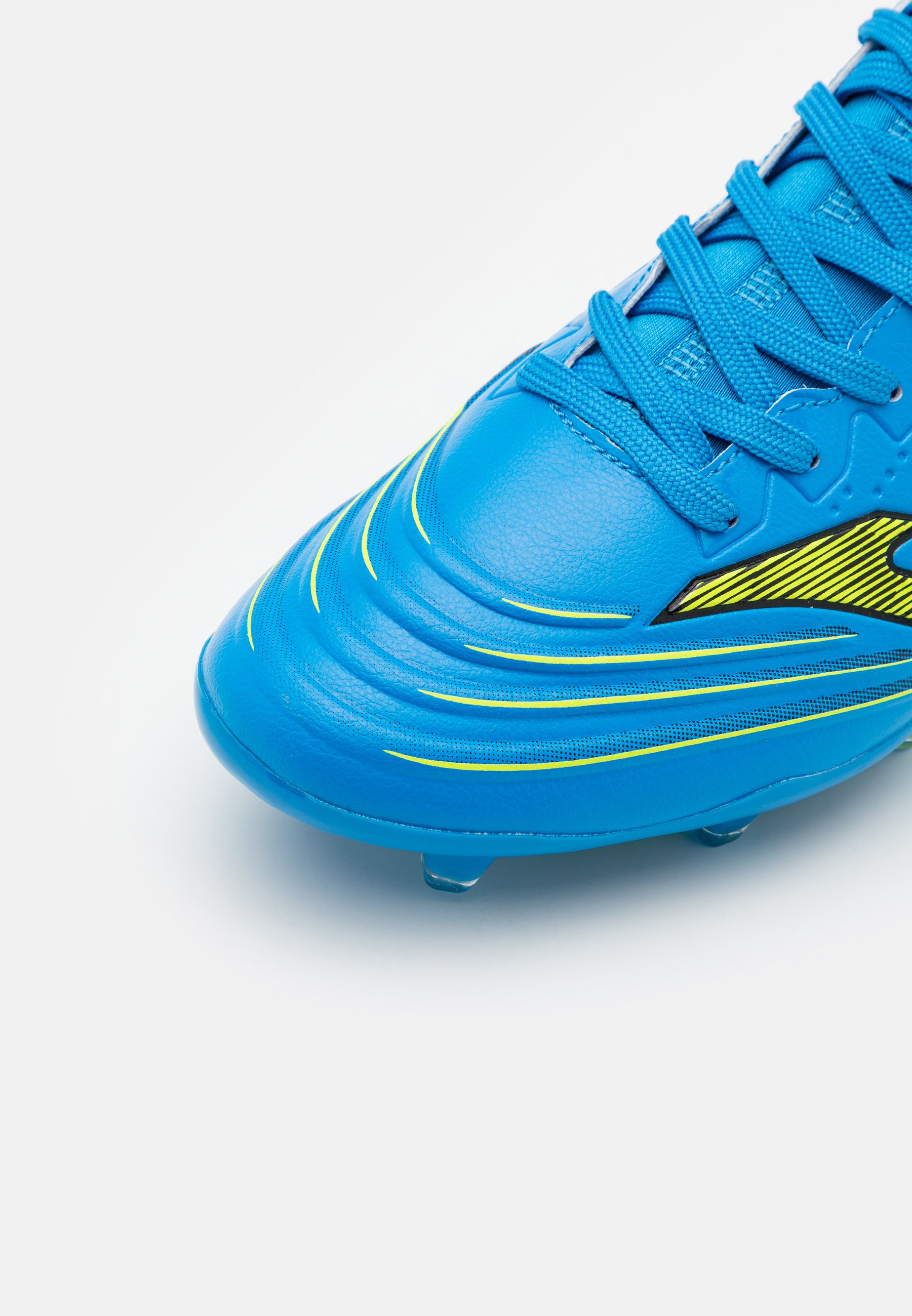 polaris football boots