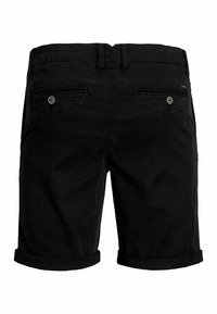 Short noir pour homme avec ourlets roulés, deux poches arrière à boutons et passants de ceinture à la taille, vu de dos.