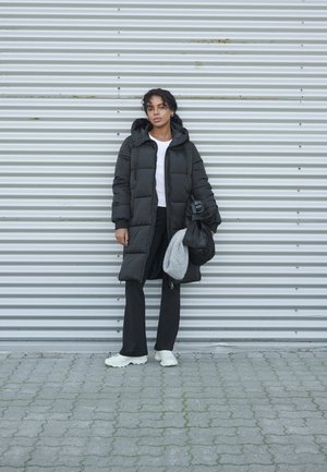 NIKA  - Téli kabát - black deep