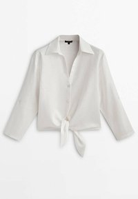 Witte linnen blouse met een kraag, driekwart mouwen, knoopsluiting aan de voorkant en een gestrikte knoopdetail in de taille.