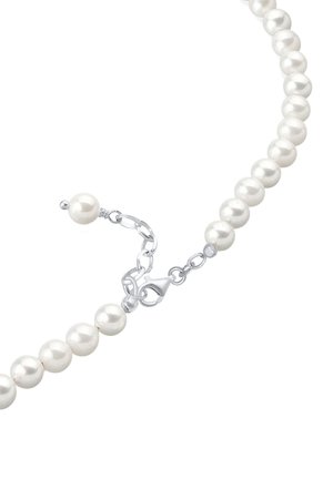 Collana di perle bianche con chiusura in argento, caratterizzata da una serie di perle rotonde e da una piccola catena di estensione per lunghezza regolabile.