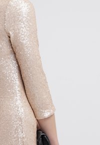 Miss Parisienne Cocktailklänning - nude