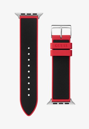 Svart gummiband till klocka med röda accenter och strukturerad yta, utrustad med silverfärgad metallhardware och flera justeringshål.